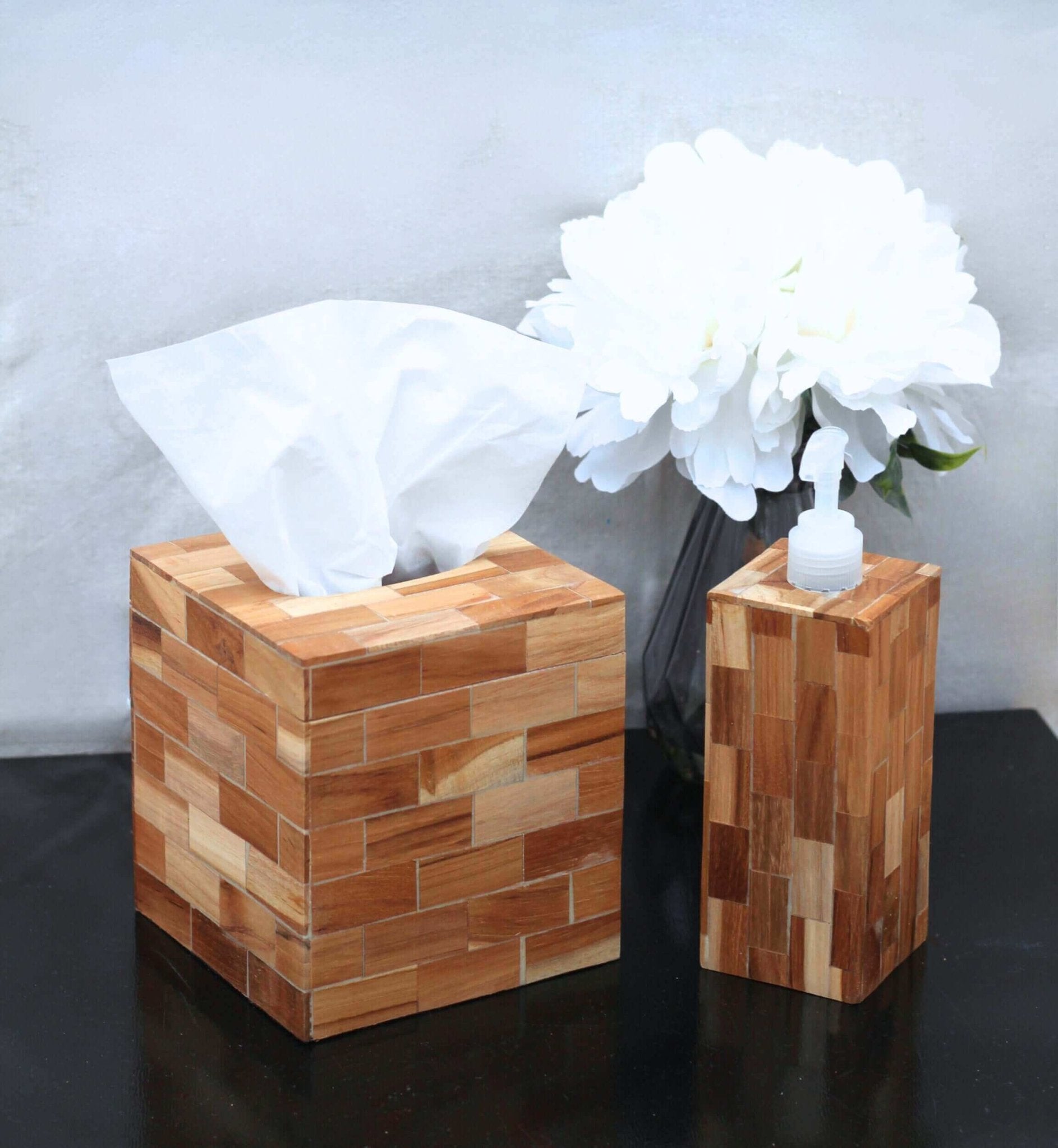 Bamboo Tissue Box Cover - Solange & Frances
