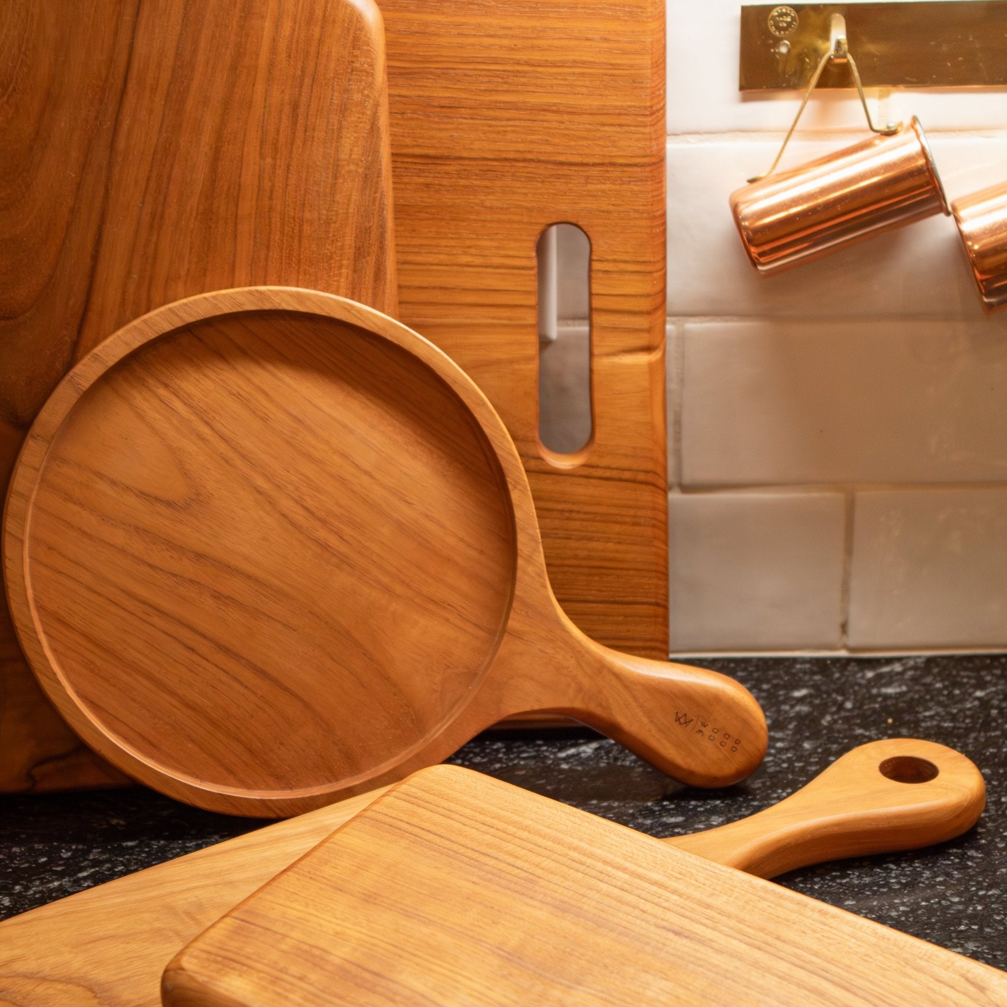 Teak Wood Round Board w/ Handle - Solange & Frances
