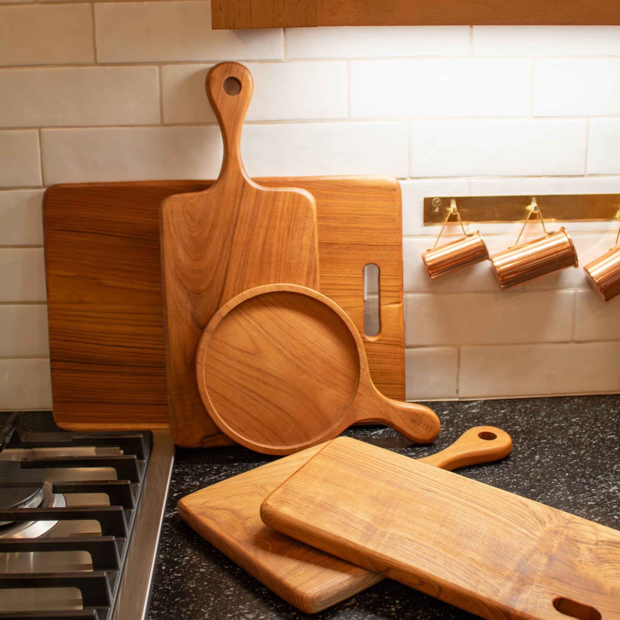 Teak Wood Square Board w/ Handle - Solange & Frances
