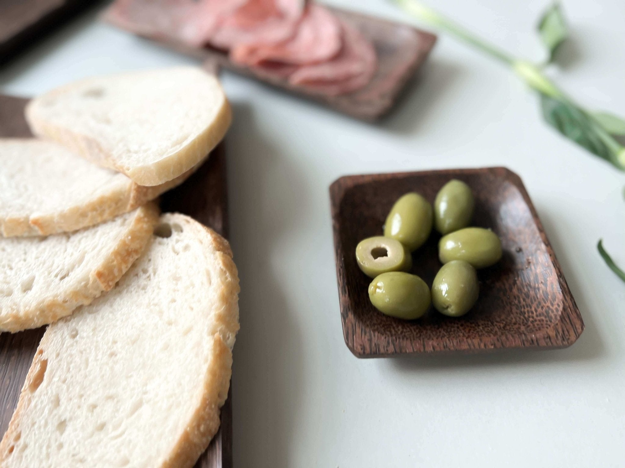 Wood Square Plate Trio - Solange & Frances