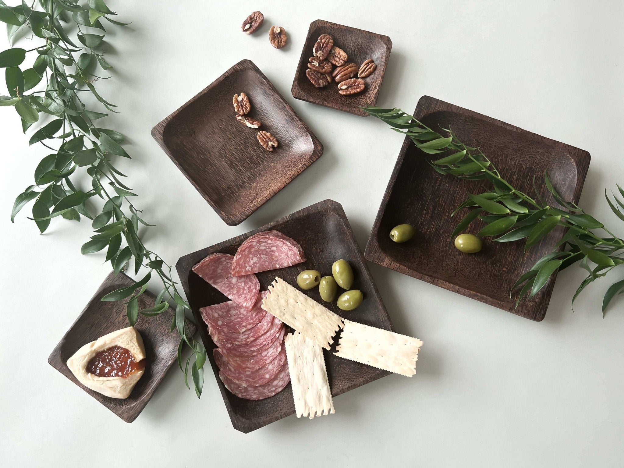 Wood Square Plate Trio - Solange & Frances