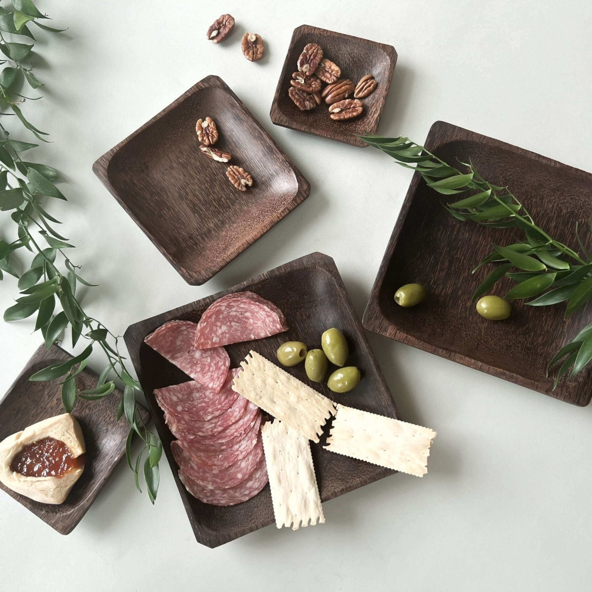 Wood Square Plate Trio - Solange & Frances