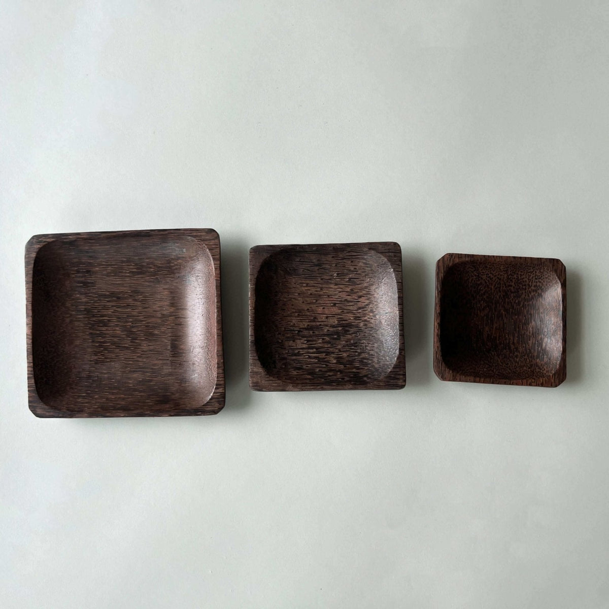 Wood Square Plate Trio - Solange & Frances