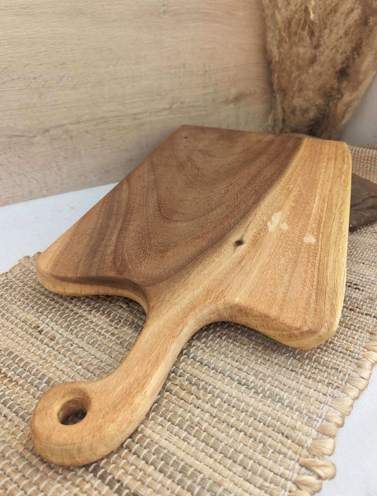 Live Edge Charcuterie Board - Large - Solange & Frances